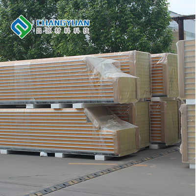 200mm PU স্যান্ডউইচ ওয়াল প্যানেল ইস্পাত প্যানেল এবং পলিউরেথেন ইনসুলেশন কোর সহ