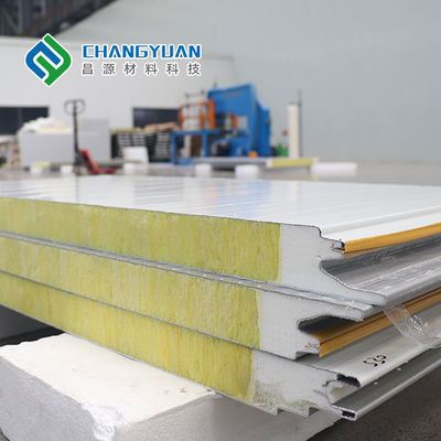 ধাতু প্রাচীর প্যানেল এবং স্যান্ডউইচ প্যানেল বহিরঙ্গন প্রকল্পের জন্য উপযুক্ত