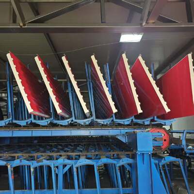 আলংকারিক পু স্যান্ডউইচ ফায়ারপ্রুফ ছাদ প্যানেল বাহ্যিক ধাতব ছাদের ক্ল্যাডিং প্যানেল দুর্দান্ত প্রাচীর স্যান্ডউইচ প্যানেল